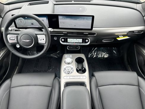 Used 2025 Genesis GV60 Advanced AWD/4WD image 16