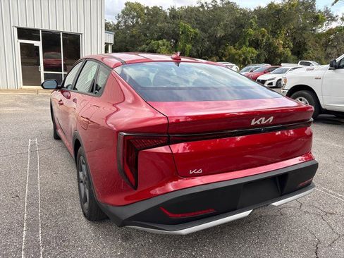 Used 2025 Kia K4 LXS image 7