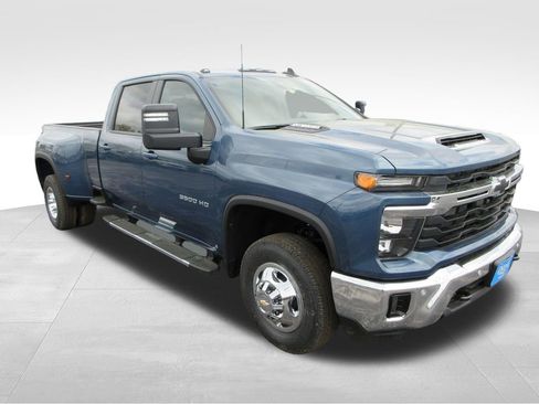New 2026 Chevrolet Silverado 3500 LT w/ All Star Edition AWD/4WD image 8