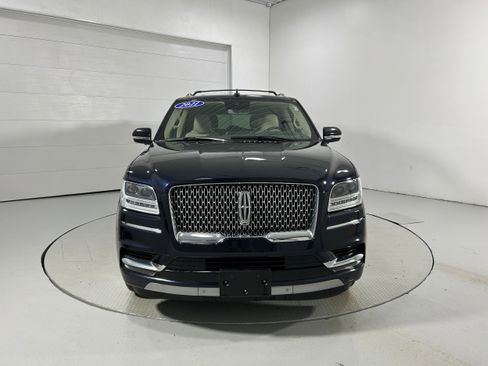 Used 2021 Lincoln Navigator L Reserve w/ Luxury Package image 16