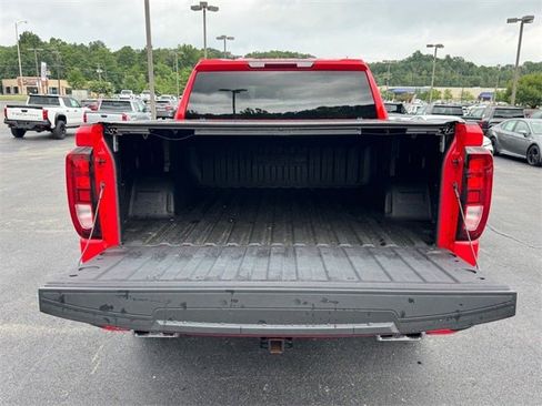 Used 2024 GMC Sierra 1500 Elevation image 14