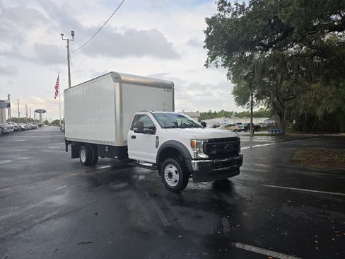 Certified 2022 Ford F550 2WD Regular Cab Super Duty image 9