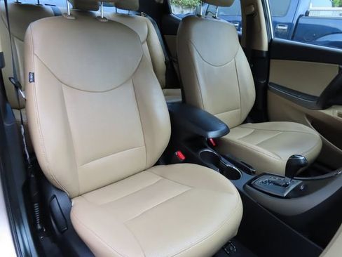 Used 2013 Hyundai Elantra Limited w/ Technology Pkg FWD image 33