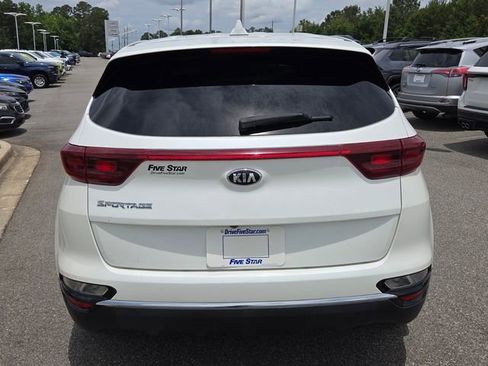 Used 2021 Kia Sportage LX FWD image 11