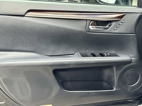 Used 2018 Lexus ES 350 w/ Premier Package image 17