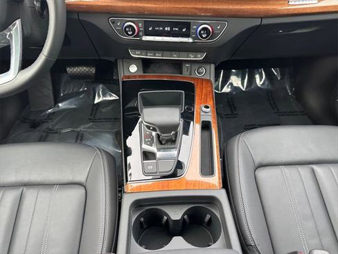 Certified 2023 Audi Q5 2.0T Premium Plus w/ Premium Plus Package image 11
