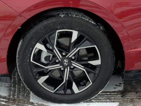 Used 2024 Hyundai Sonata SEL image 16