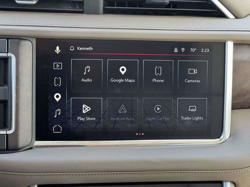Used 2023 GMC Yukon XL Denali AWD/4WD image 4