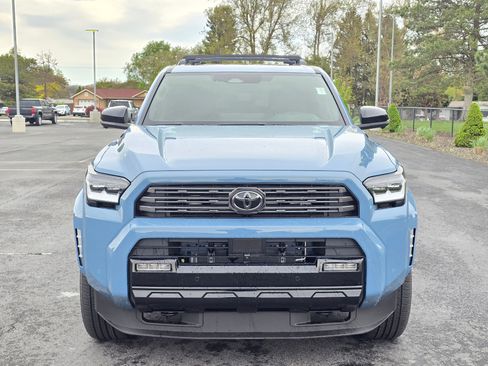 New 2026 Toyota 4Runner 4WD image 7