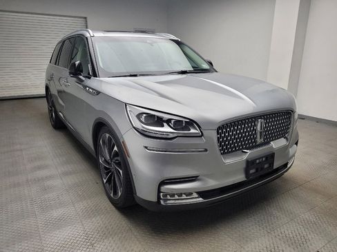 Used 2020 Lincoln Aviator Reserve w/ Equipment Group 202A image 13
