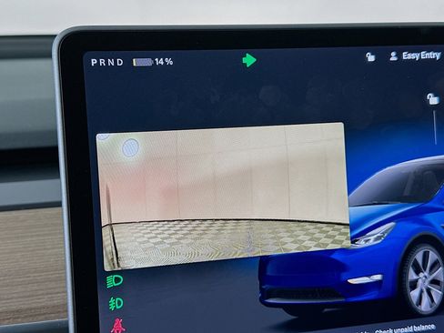 Used 2023 Tesla Model Y Long Range image 32