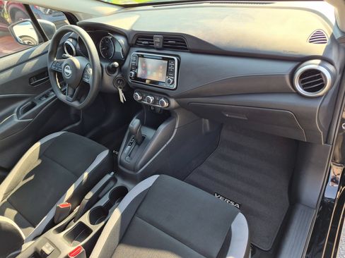 Used 2025 Nissan Versa S w/ Trunk Package FWD image 36