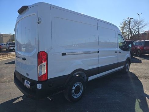 New 2026 Ford Transit 250 148 Medium Roof w/ Load Area Protection Package image 5