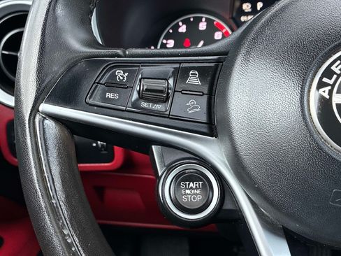 Used 2018 Alfa Romeo Stelvio Ti AWD/4WD image 28