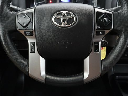 Used 2021 Toyota Tacoma SR5 RWD image 22