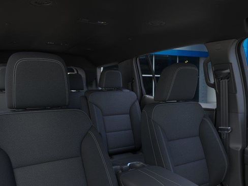 New 2026 Chevrolet Traverse LT w/ Driver Confidence Package FWD image 24