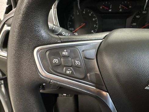 Used 2018 Chevrolet Equinox LT AWD/4WD image 23