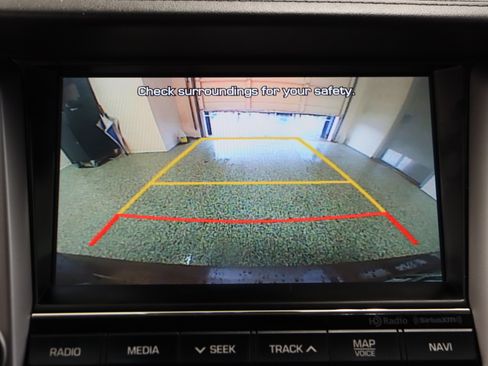 Used 2016 Hyundai Tucson Limited w/ Option Group 03 FWD image 22