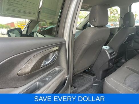 Used 2023 GMC Terrain SLE w/ Driver Convenience Package FWD image 25