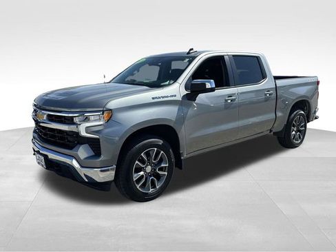Used 2023 Chevrolet Silverado 1500 LT AWD/4WD image 23