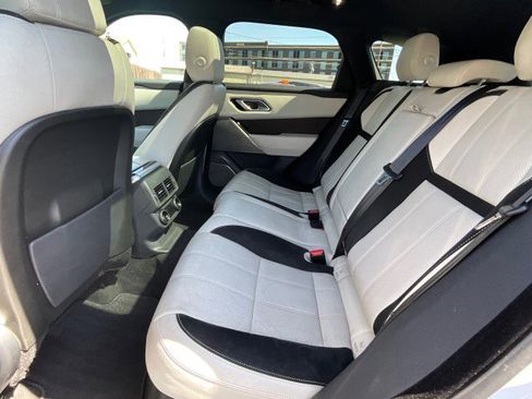 Used 2018 Land Rover Range Rover Velar R-Dynamic SE AWD/4WD image 30