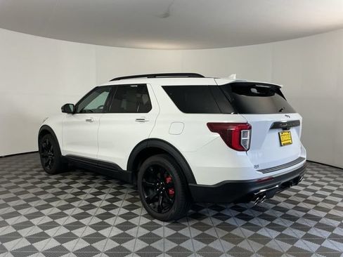 Used 2024 Ford Explorer ST w/ Technology Package AWD/4WD image 7