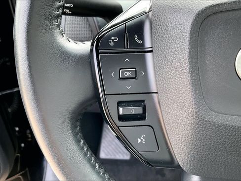 Used 2023 Toyota bZ4X XLE image 38