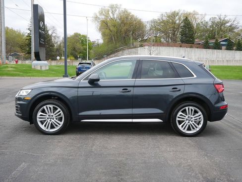 Used 2018 Audi Q5 2.0T Premium Plus w/ Premium Plus Package AWD/4WD image 3