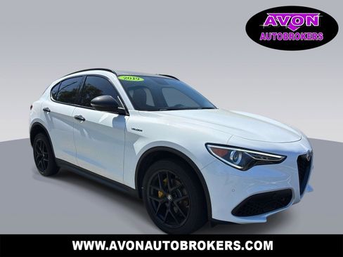 Used 2019 Alfa Romeo Stelvio AWD w/ Nero Edizione image 1