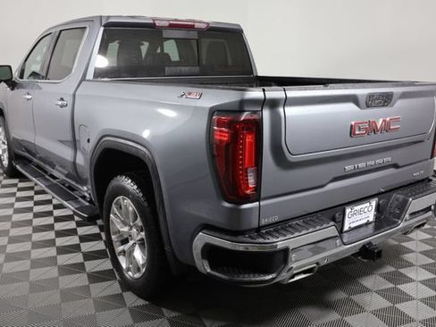 Used 2021 GMC Sierra 1500 SLT w/ SLT Premium Plus Package AWD/4WD image 6