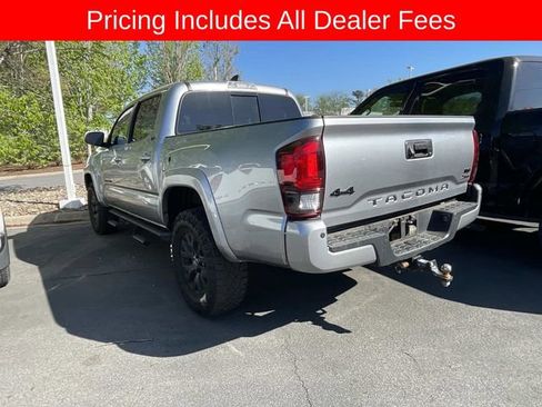 Used 2023 Toyota Tacoma SR5 AWD/4WD image 2