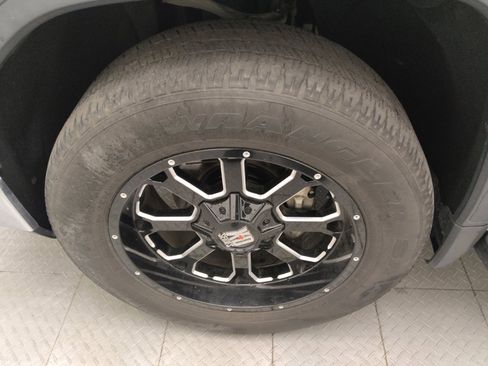Used 2020 GMC Sierra 1500 SLE w/ SLE Value Package AWD/4WD image 31