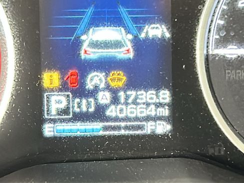 Used 2019 Subaru Forester Premium AWD/4WD image 18