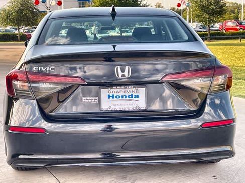 Used 2025 Honda Civic LX image 6
