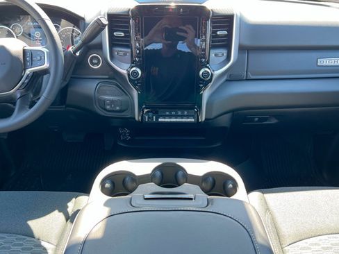 New 2026 RAM 3500 Big Horn AWD/4WD image 15