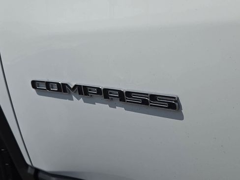 Used 2024 Jeep Compass Sport AWD/4WD image 30