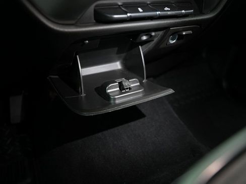 Used 2019 Chevrolet Silverado 1500 LT image 26