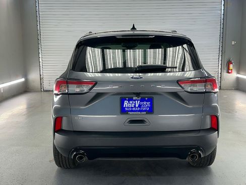 Used 2022 Ford Escape SE w/ SE Sport Appearance Package FWD image 7