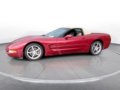 Used 2001 Chevrolet Corvette Convertible w/ Preferred Equipment Group2 RWD image 4