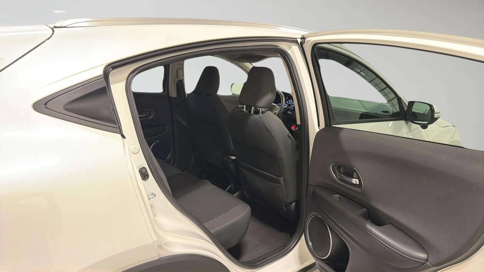 Used 2021 Honda HR-V EX image 48