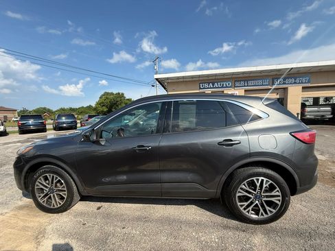 Used 2020 Ford Escape SEL AWD/4WD image 3