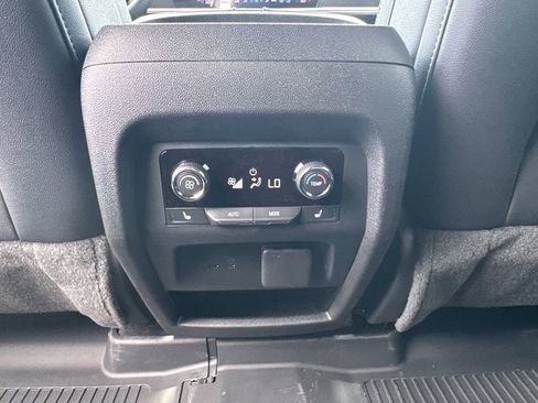 New 2026 Chevrolet Traverse High Country w/ LPO, Floor Liner Package FWD image 26
