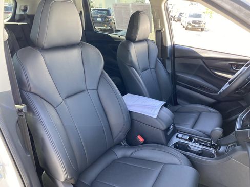 Certified 2025 Subaru Ascent Bronze Edition AWD/4WD image 17