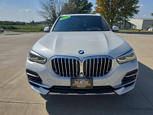 Used 2022 BMW X5 xDrive40i w/ Premium Package image 17