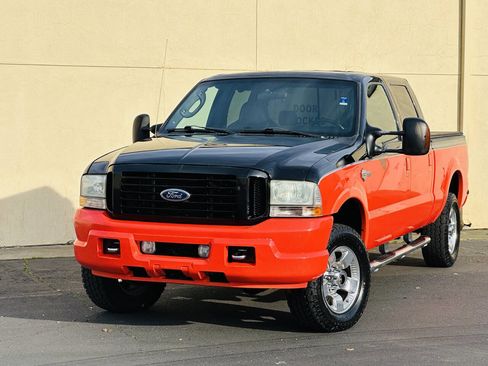 Used 2004 Ford F250 Lariat image 3