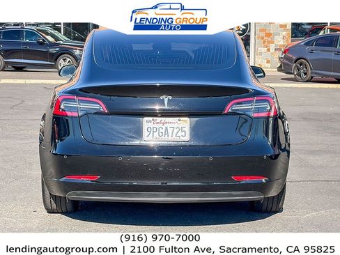 Used 2019 Tesla Model 3 Standard Range RWD image 3