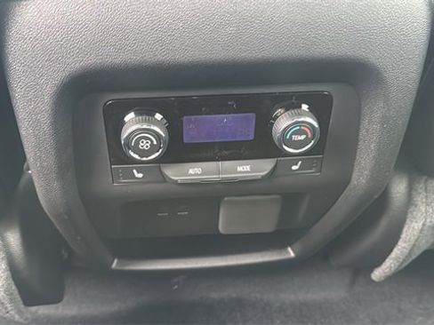 New 2026 Chevrolet Traverse High Country image 25