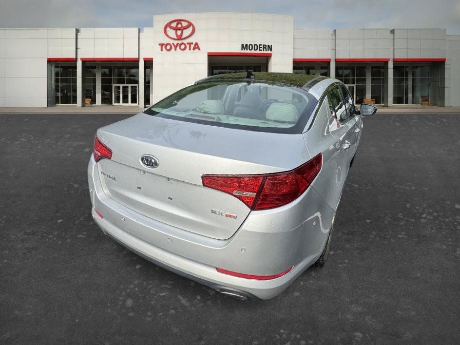 Used 2011 Kia Optima EX w/ Premium Pkg FWD image 25