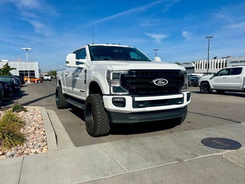 Used 2021 Ford F350 Lariat w/ Lariat Ultimate Package AWD/4WD image 4