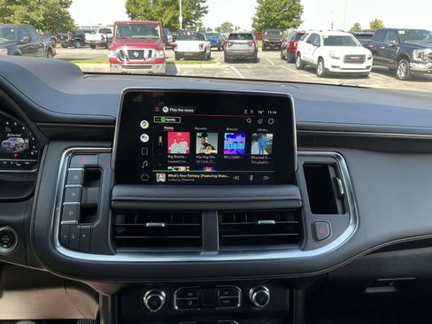 Used 2022 GMC Yukon XL AT4 w/ AT4 Premium Plus Package image 18